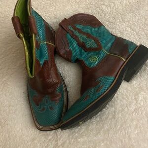 Ariat Womens Boots. Brown /Teal.   Square Toe. Size 7.5